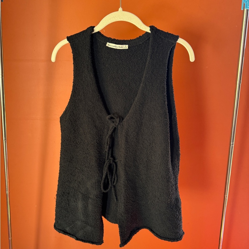 Abercrombie & Fitch Black Textured Tie-Front Vest